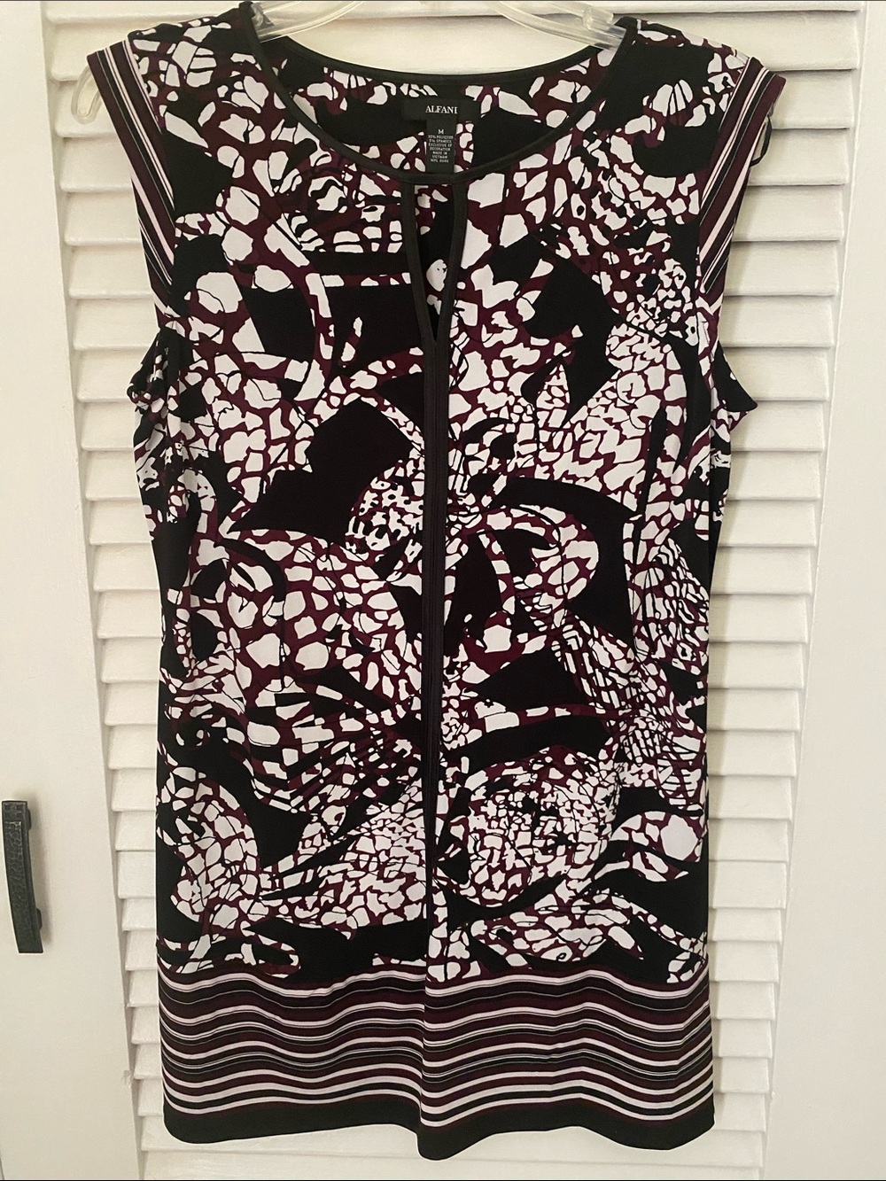 Alfani Black, White & Burgundy Abstract Tunic